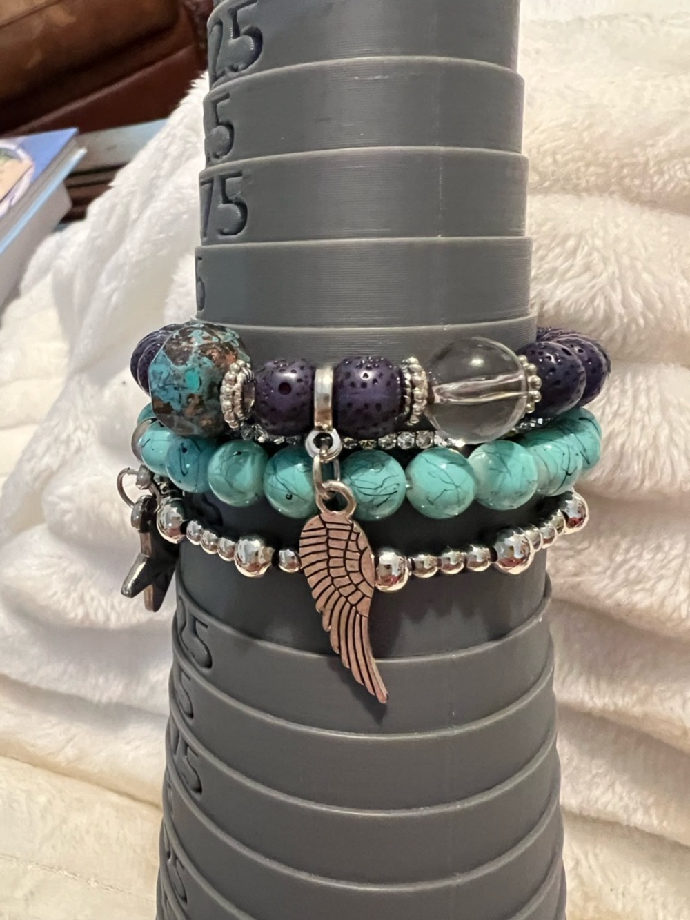 Stackable Turquoise & Navy Beaded 4 Piece Bracelet Set with Silver Star Accent - Picture 4 of 6